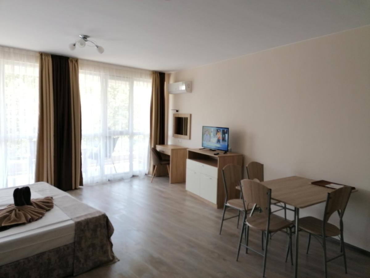 Apart Allure Dobi Aparthotel Приморско Екстериор снимка